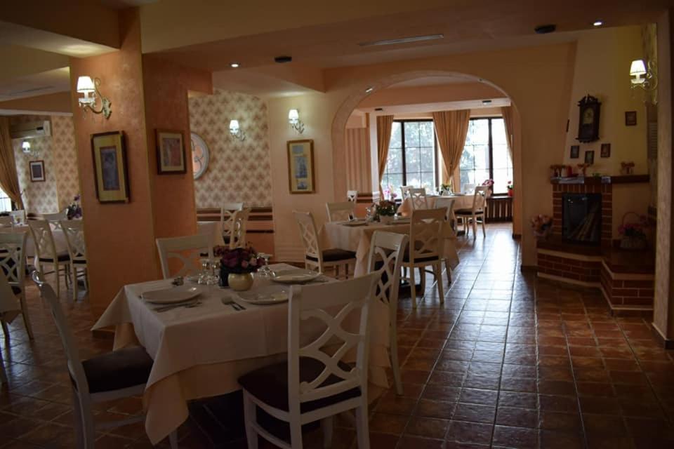 Pensiunea Diamant Ghimbav Exteriér fotografie