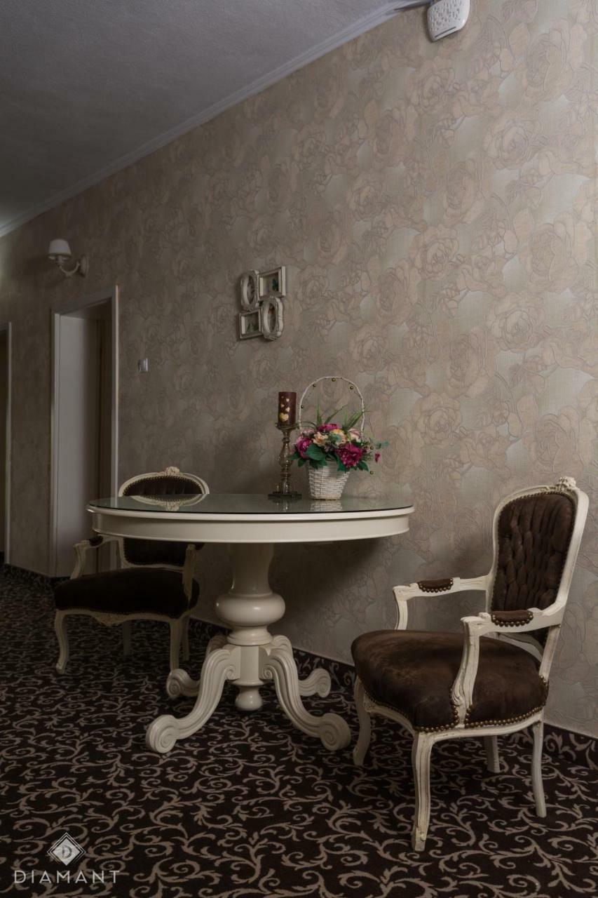 Pensiunea Diamant Ghimbav Exteriér fotografie